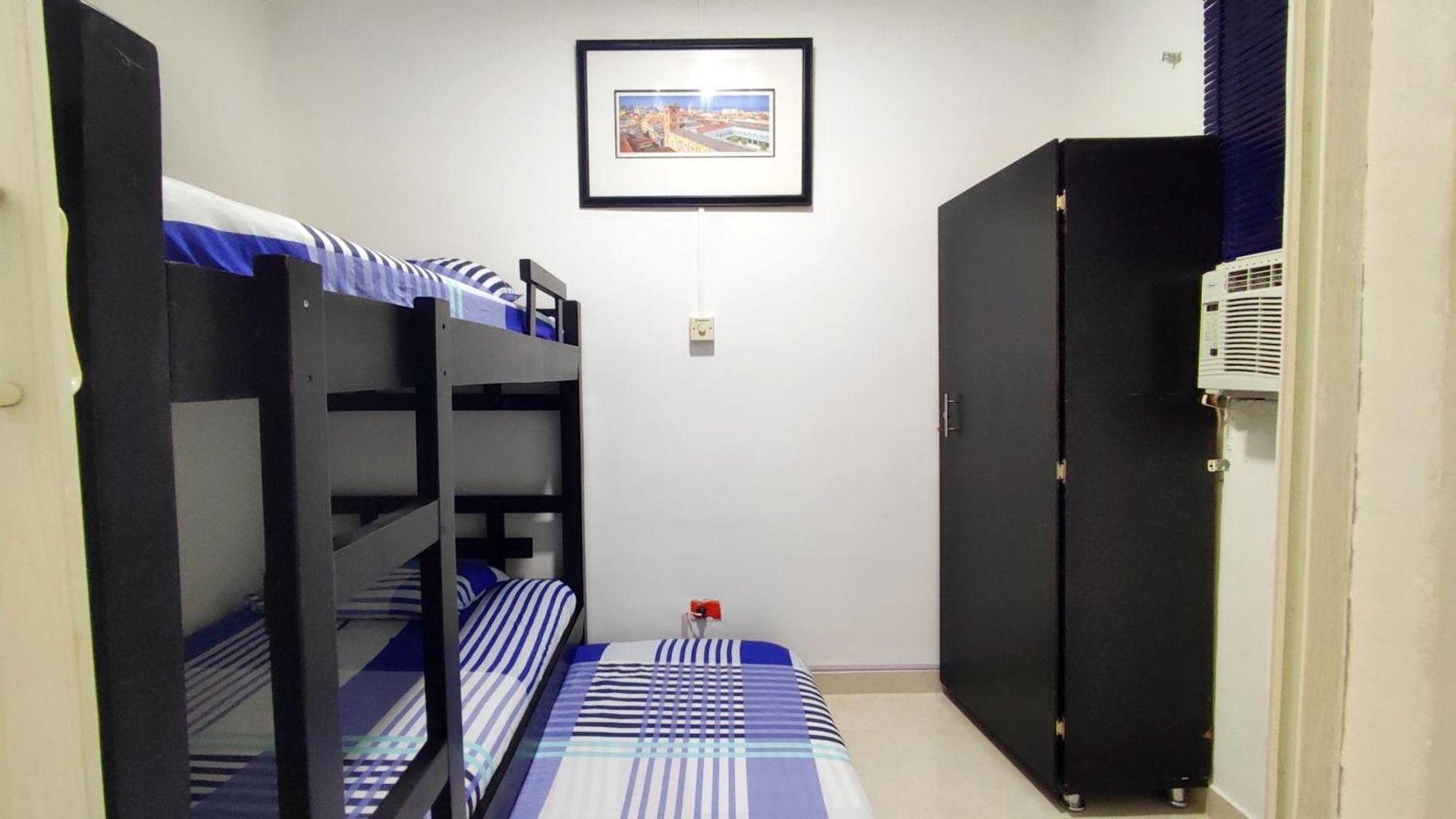 Happy Tours Apartment