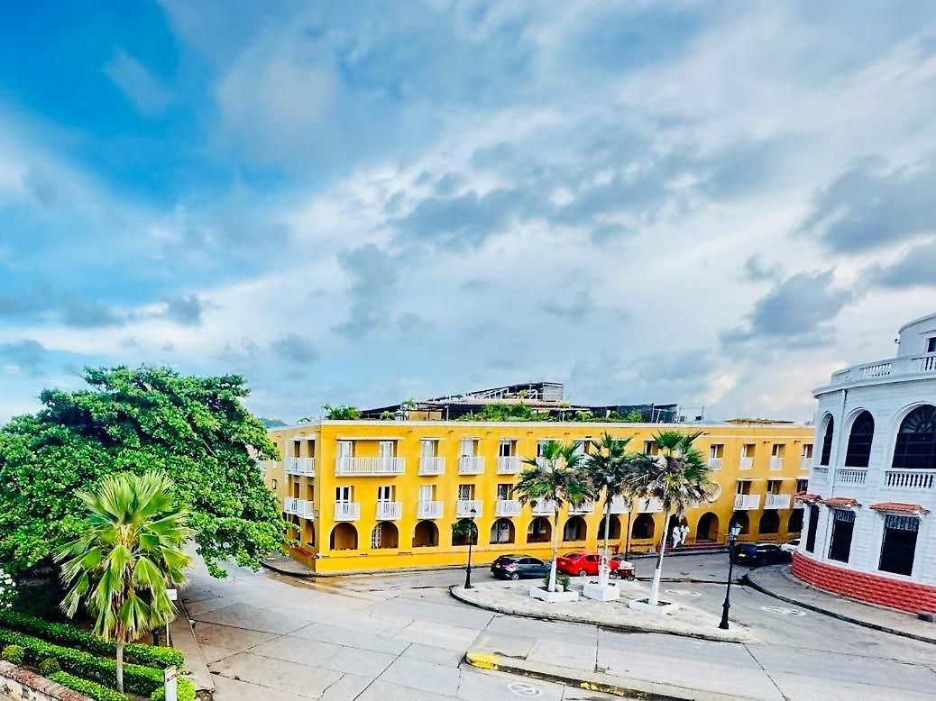 Happy Tours Cartagena