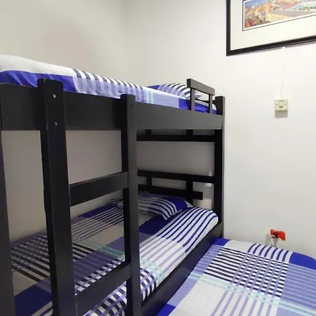 Happy Tours Apartment *
