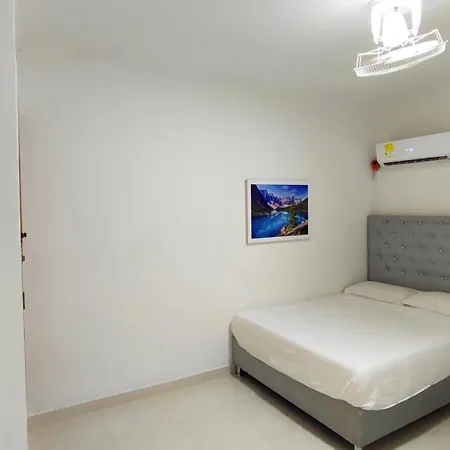 Happy Tours Apartment