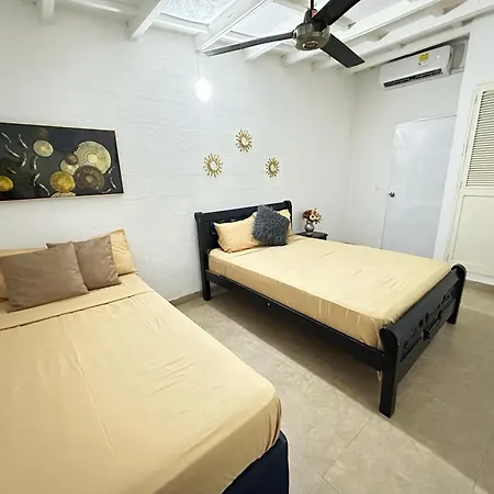 Happy Tours Apartment